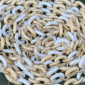 White & Cream Celluloid Link & Textured Gold Tone Long Necklace Vintage 54”